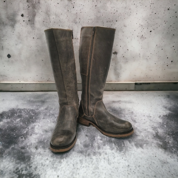 SIZE 6.5 BOS&CO, Designer Fashion, Tall Leather Winter Boots EUC B22 - Picture 1 of 8